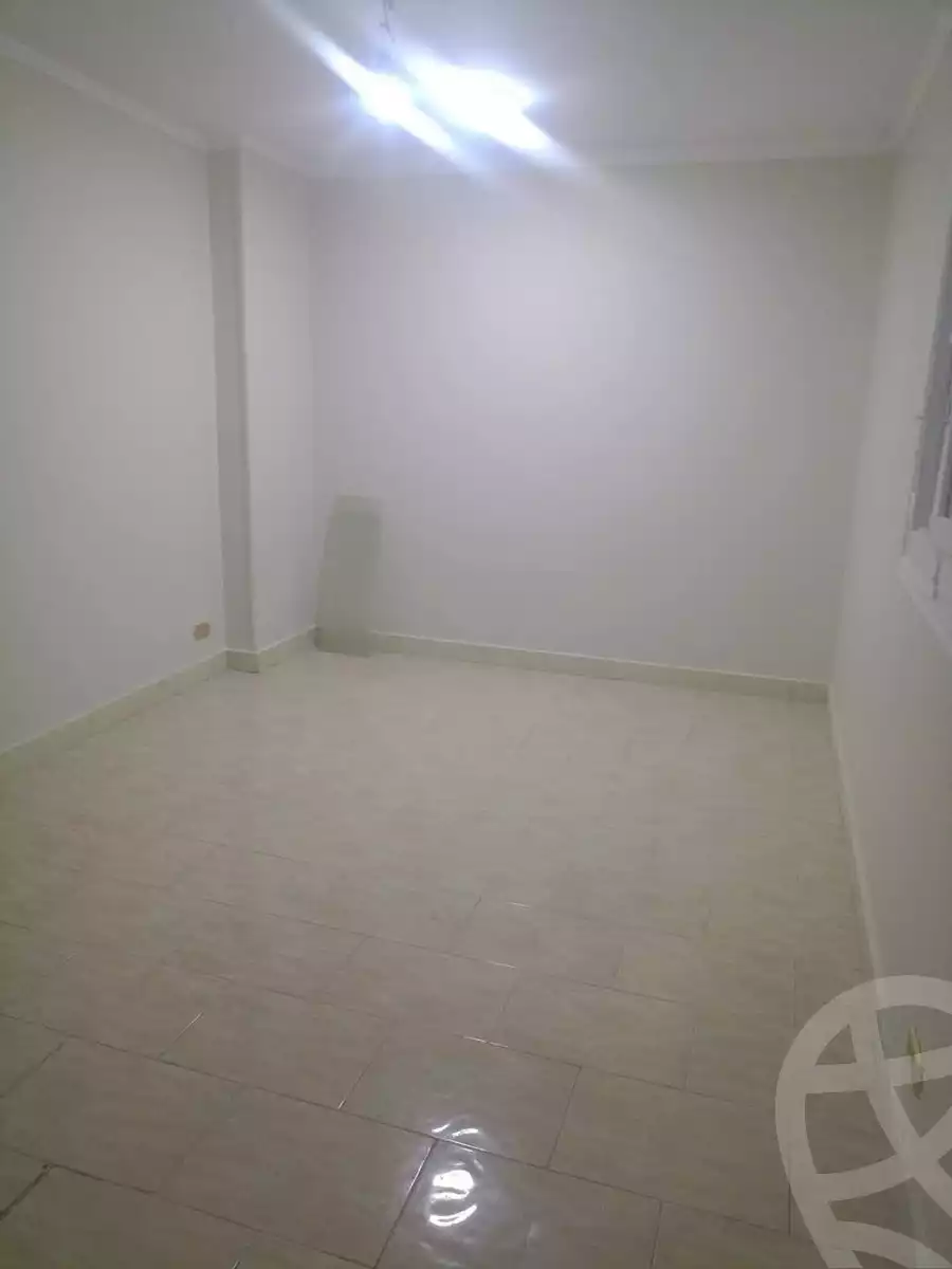 https://aqarmap.com.eg/ar/listing/5715664-for-sale-cairo-helwan-hadayek-helwan-el-shareef