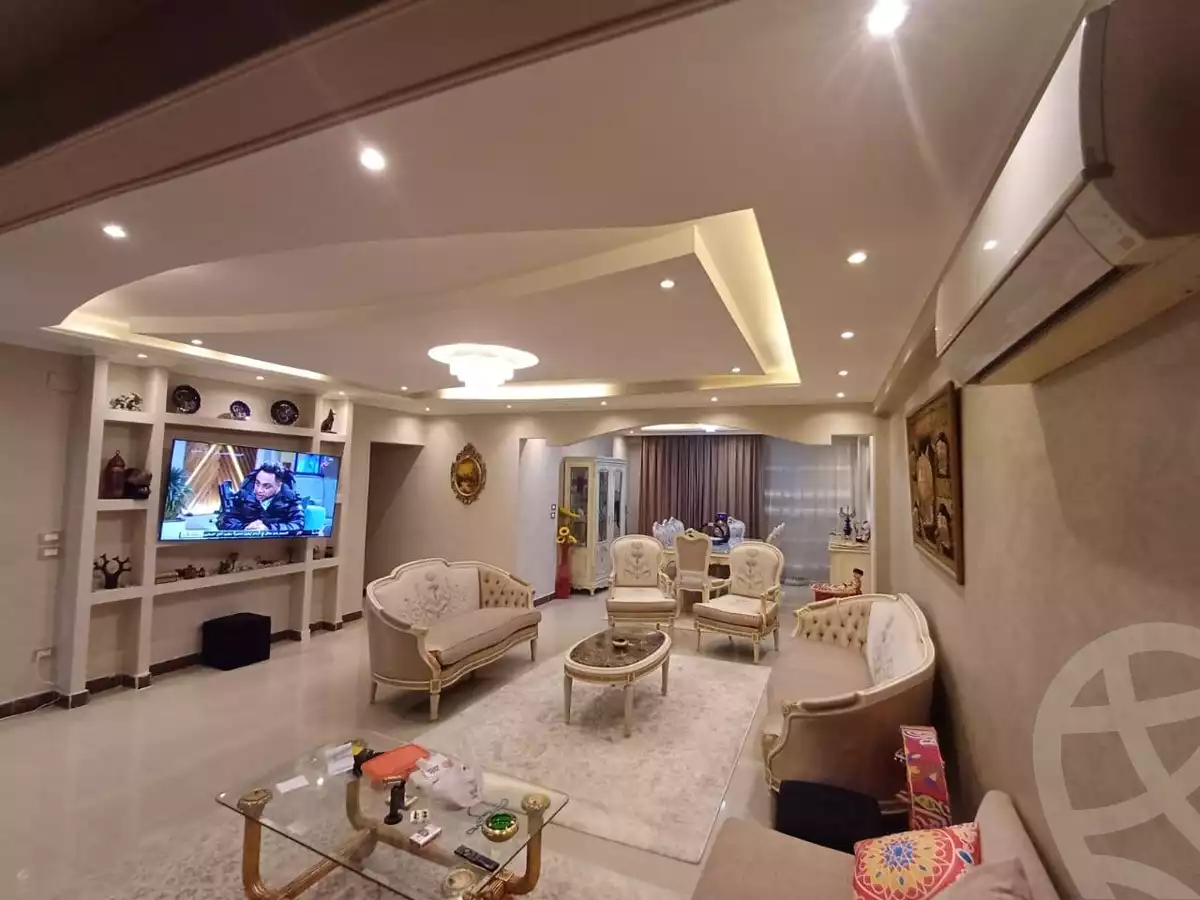 https://aqarmap.com.eg/en/listing/5716378-for-sale-cairo-mokattam-lhdb-l-ly-shareaa-9
