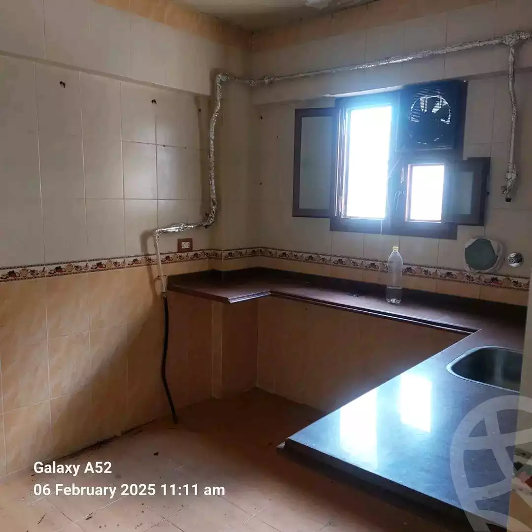 https://aqarmap.com.eg/en/listing/5718813-for-sale-alexandria-l-jmy-lbytsh-el-hanafeya-st