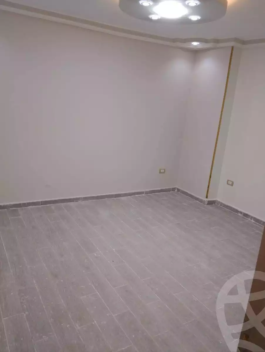 https://aqarmap.com.eg/ar/listing/5719109-for-sale-alexandria-l-jmy-lbytsh-al-aeda-al-kadema-st