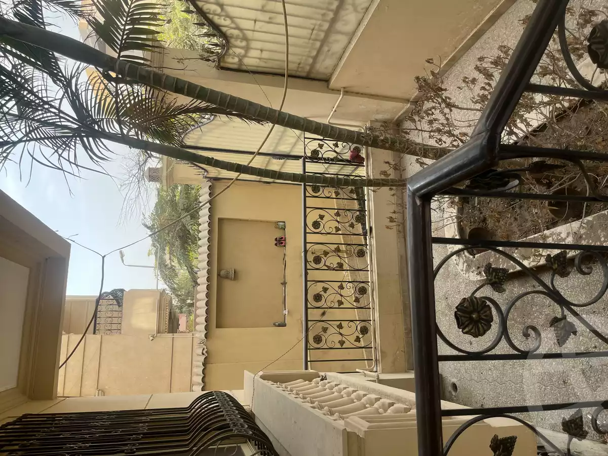 https://aqarmap.com.eg/en/listing/5721315-for-sale-cairo-new-cairo-el-ahyaa-third-neighborhood-street-1