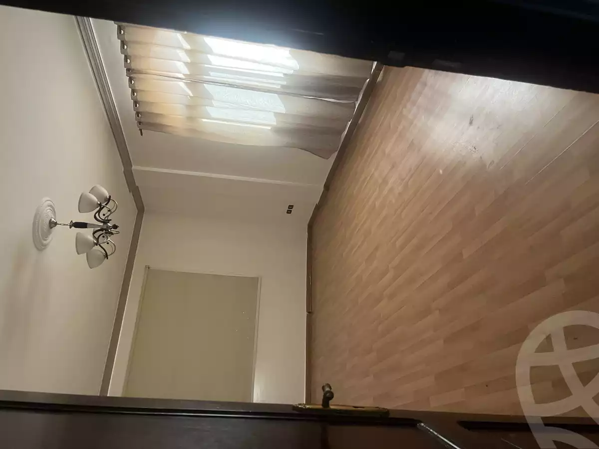 https://aqarmap.com.eg/en/listing/5721315-for-sale-cairo-new-cairo-el-ahyaa-third-neighborhood-street-1