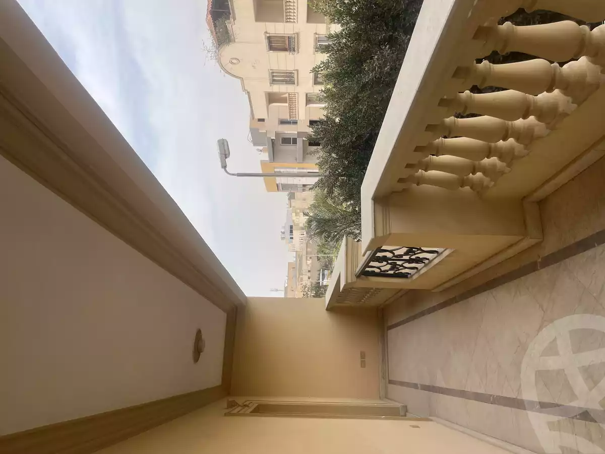 https://aqarmap.com.eg/en/listing/5721315-for-sale-cairo-new-cairo-el-ahyaa-third-neighborhood-street-1
