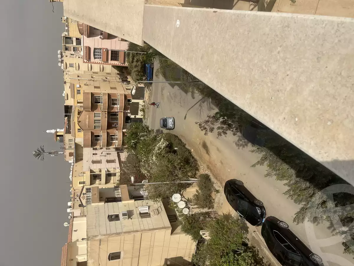 https://aqarmap.com.eg/en/listing/5721315-for-sale-cairo-new-cairo-el-ahyaa-third-neighborhood-street-1