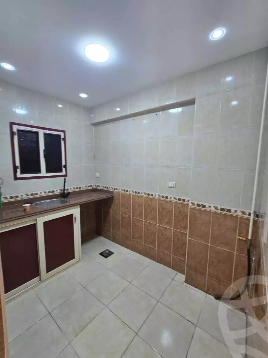 https://aqarmap.com.eg/en/listing/5722027-for-sale-alexandria-l-jmy-el-hanouvel-amr-ibn-el-aas-st
