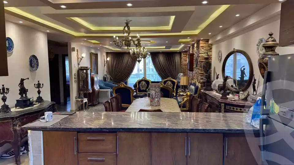 https://aqarmap.com.eg/ar/listing/5725423-for-sale-alexandria-glim