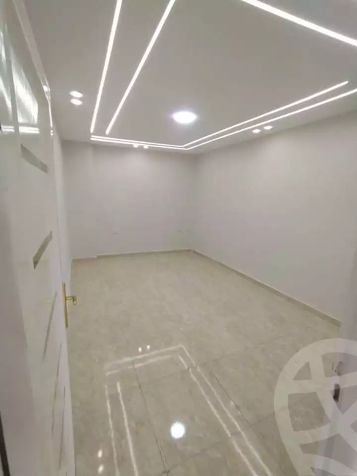https://aqarmap.com.eg/ar/listing/5734752-for-sale-alexandria-l-jmy-el-hanouvel-abo-bakr-el-sedeek-st