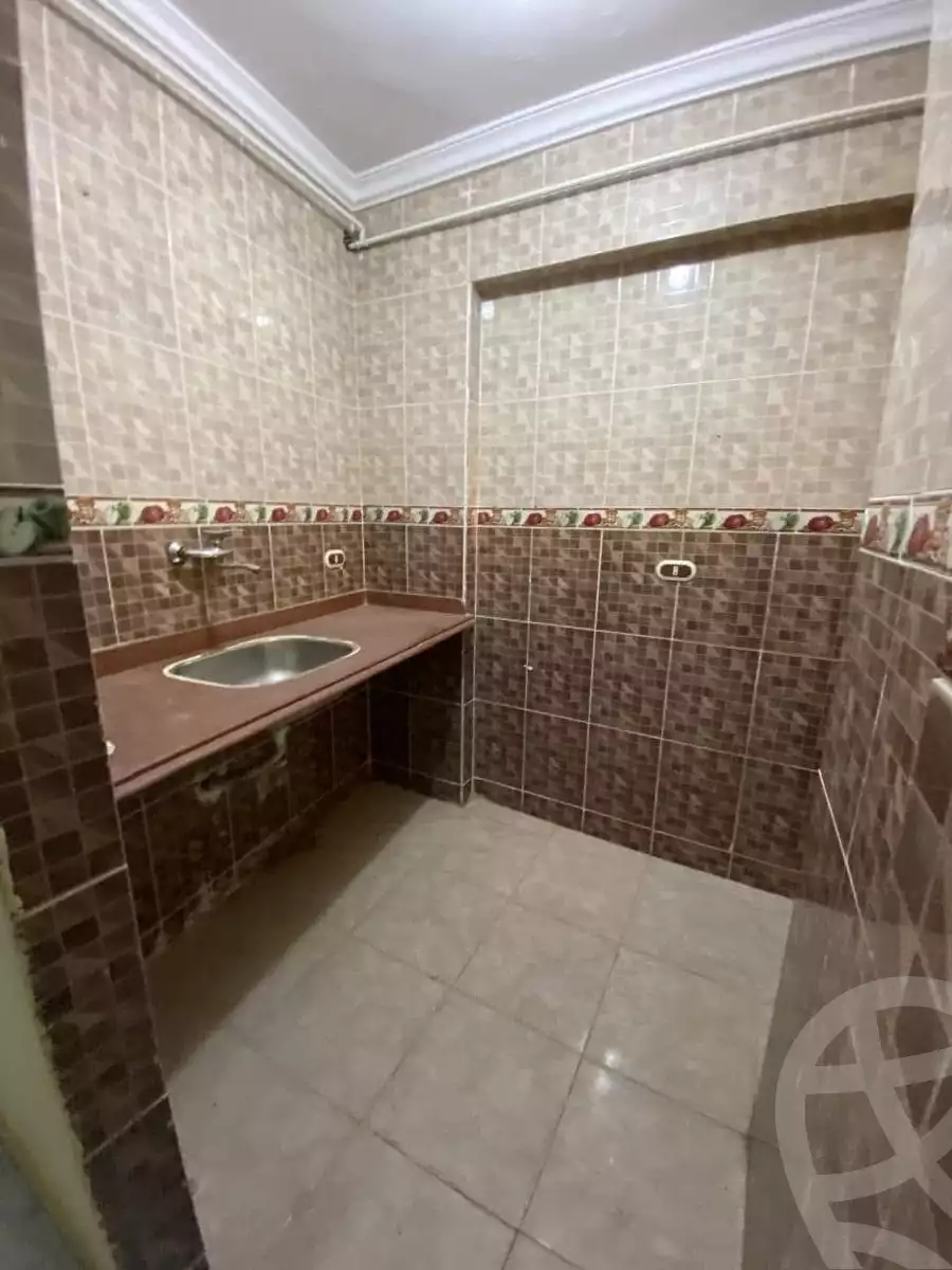 https://aqarmap.com.eg/en/listing/5735418-for-sale-alexandria-l-jmy-lbytsh-qased-kareem-st