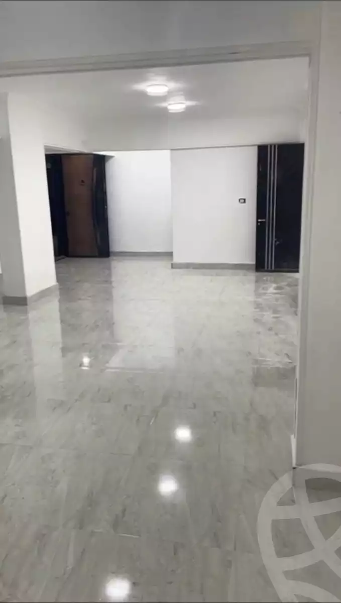 https://aqarmap.com.eg/en/listing/5735776-for-rent-cairo-mokattam-lhdb-l-ly