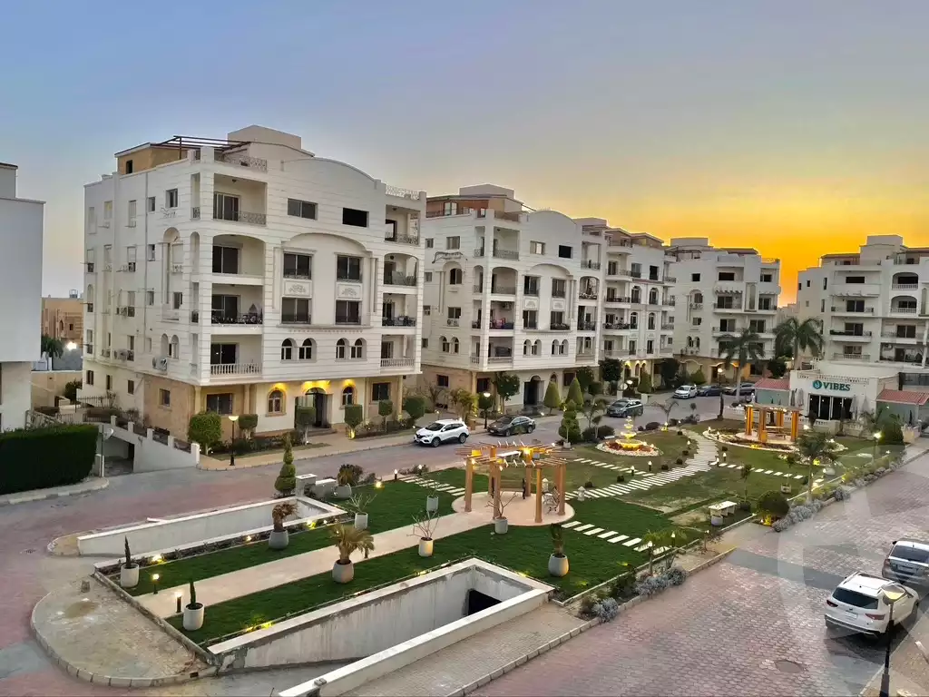 https://aqarmap.com.eg/en/listing/5736022-for-rent-cairo-new-cairo-compounds-al-maram-landmark