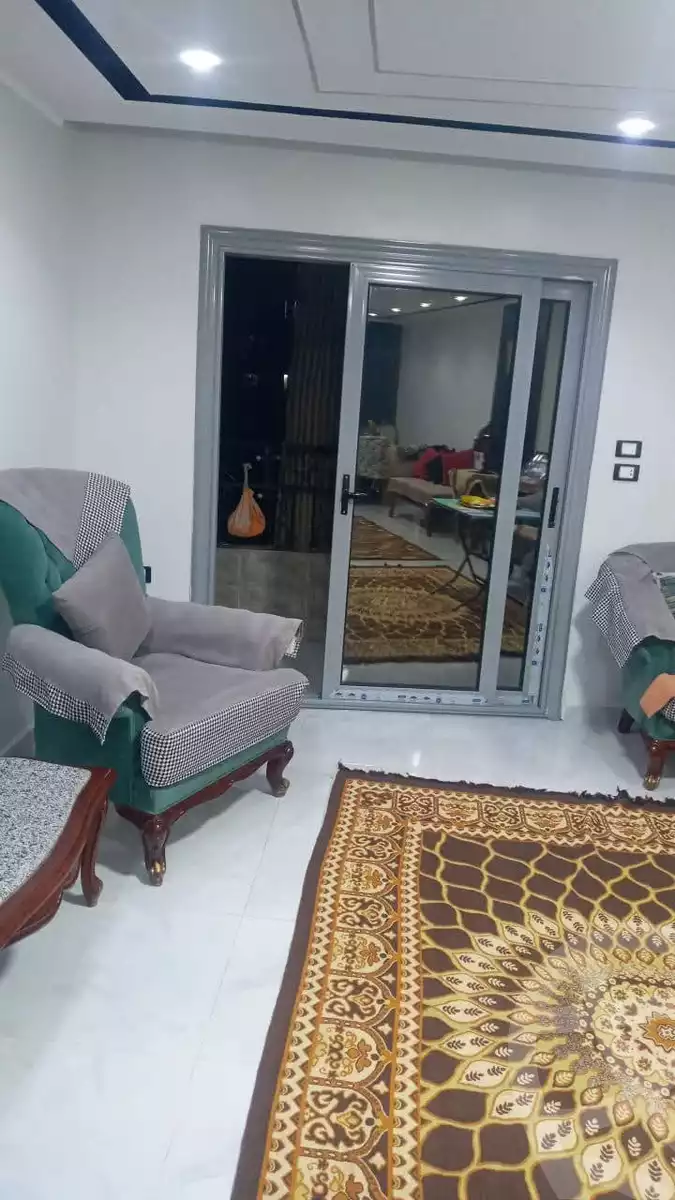 https://aqarmap.com.eg/en/listing/5736300-for-sale-cairo-shoubra-el-sahel-al-sheshini-st