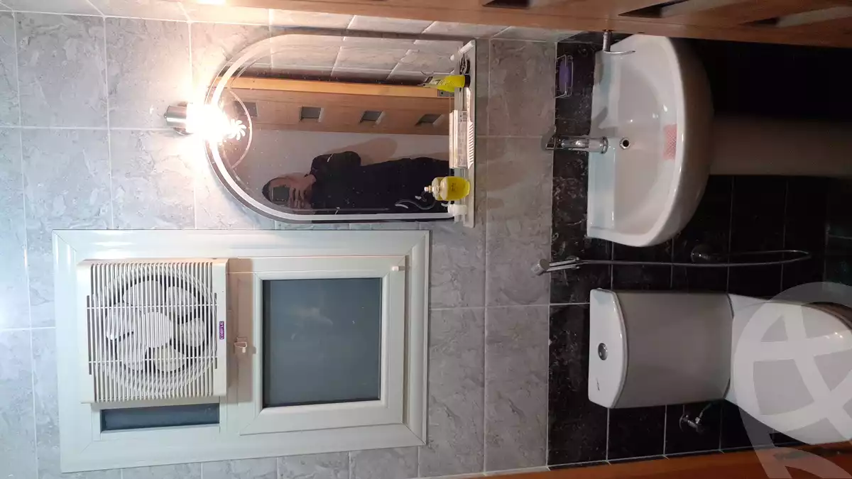 https://aqarmap.com.eg/en/listing/5736391-for-sale-cairo-helwan-hadayek-helwan-nile-corniche-st