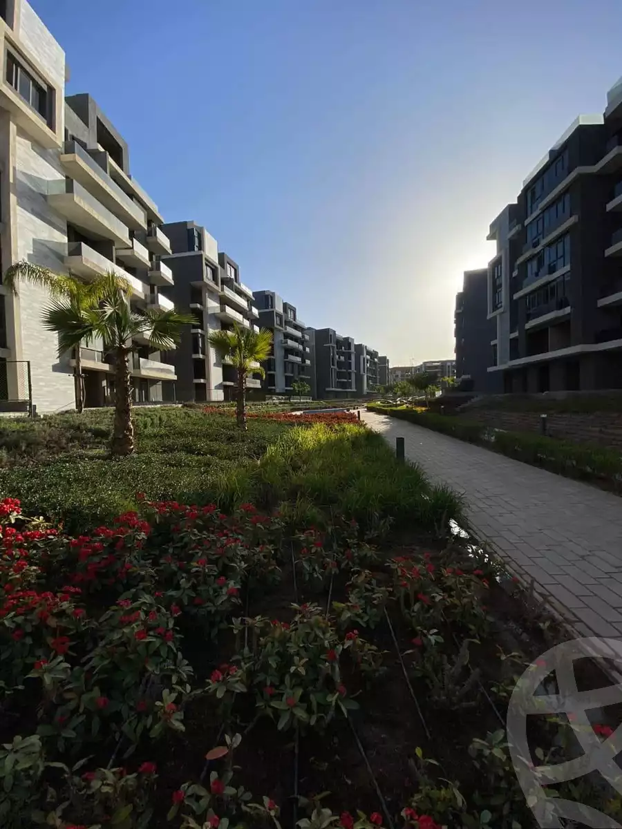https://aqarmap.com.eg/ar/listing/5737597-for-sale-cairo-6th-of-october-hadaeq-october-kmbwnd-fy-hdyq-ktwbr-sun-capital