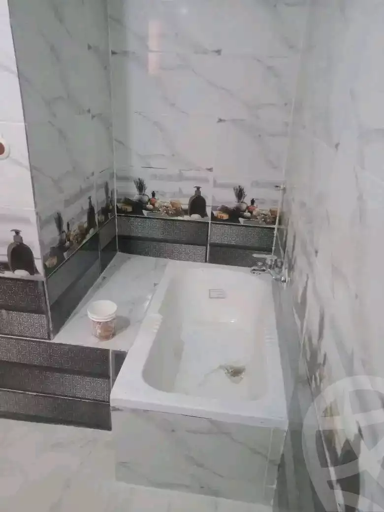 https://aqarmap.com.eg/en/listing/5737659-for-sale-alexandria-l-jmy-el-hanouvel-el-kholafaa-el-rashdeen-st