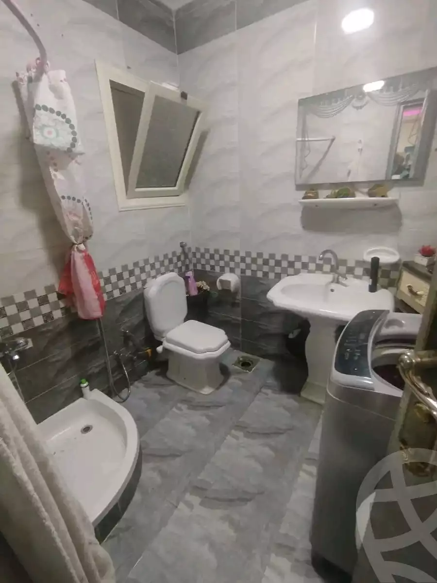 https://aqarmap.com.eg/en/listing/5738147-for-sale-alexandria-l-jmy-lbytsh-mahmoud-awad-st