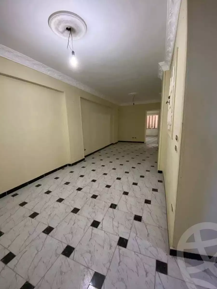 https://aqarmap.com.eg/ar/listing/5738967-for-sale-alexandria-l-jmy-lbytsh-qased-kareem-st