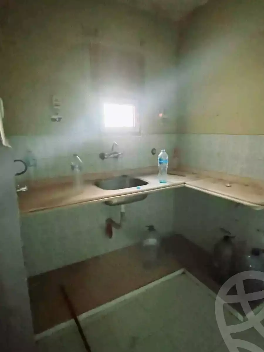 https://aqarmap.com.eg/en/listing/5739089-for-sale-alexandria-l-jmy-lbytsh-mecca-st