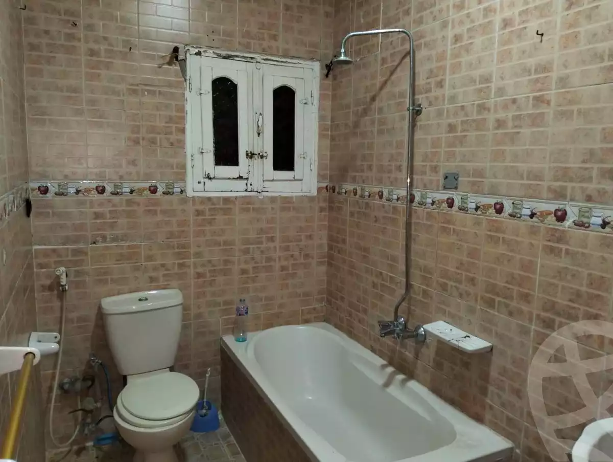 https://aqarmap.com.eg/ar/listing/5743546-for-rent-alexandria-l-jmy-bw-ywsf-el-forn-st