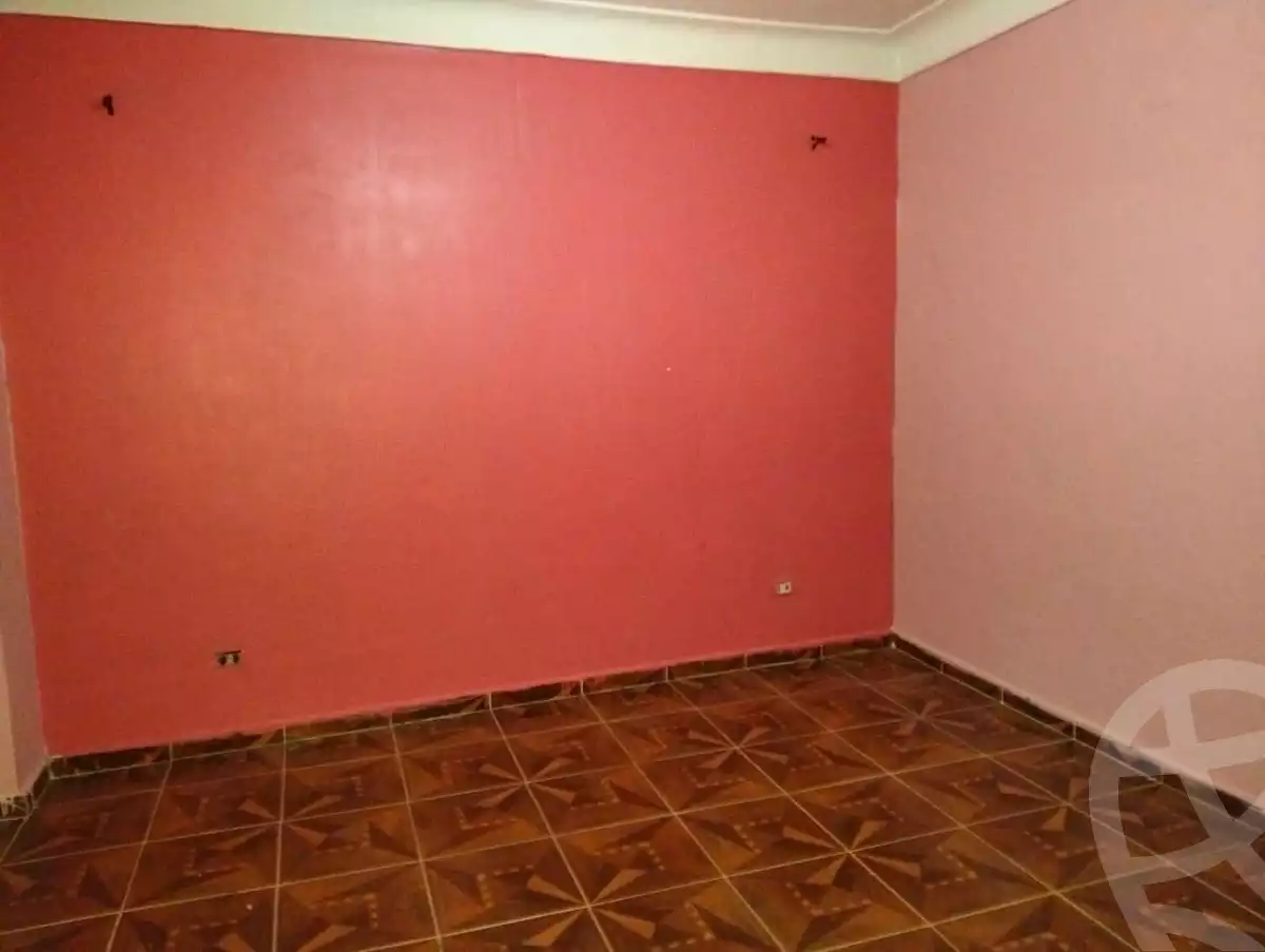 https://aqarmap.com.eg/ar/listing/5743546-for-rent-alexandria-l-jmy-bw-ywsf-el-forn-st