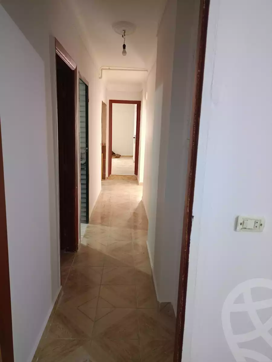 https://aqarmap.com.eg/en/listing/5748018-for-sale-alexandria-glim-al-azaa-st