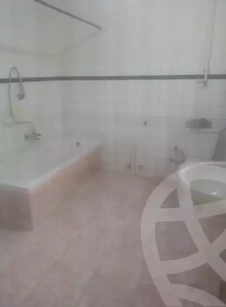 https://aqarmap.com.eg/en/listing/5750239-for-rent-alexandria-zezenia