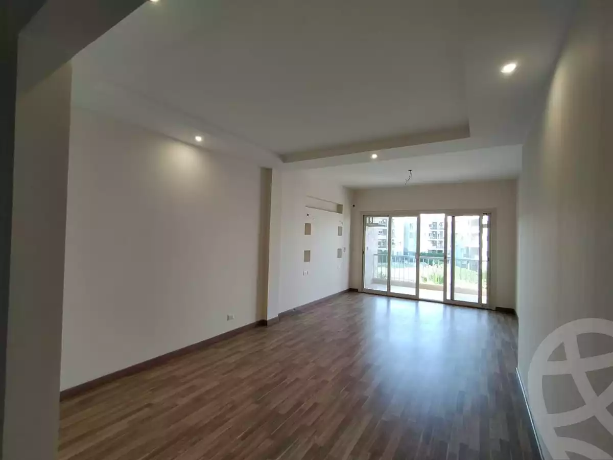 https://aqarmap.com.eg/en/listing/5751090-for-sale-cairo-el-sheikh-zayed-city-compounds-dh-drys