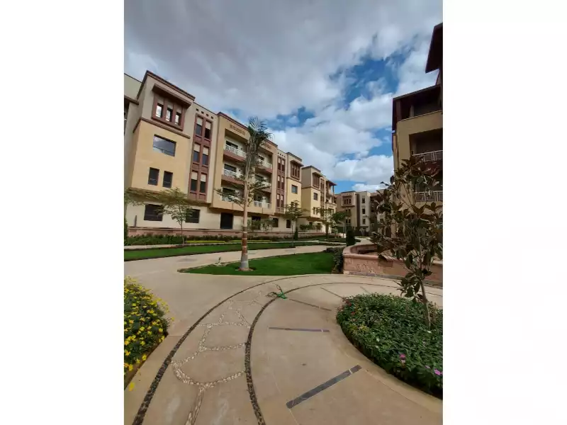 https://aqarmap.com.eg/en/listing/5753577-for-sale-cairo-6th-of-october-compounds-green-5