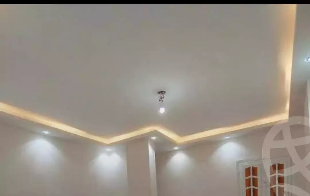 https://aqarmap.com.eg/ar/listing/5754068-for-sale-alexandria-l-jmy-lbytsh-el-saleheen-mosque-st