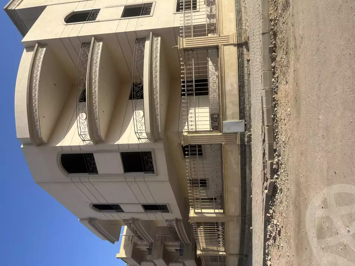 https://aqarmap.com.eg/en/listing/5755326-for-sale-cairo-new-cairo-el-kornfol-el-kornfol-9