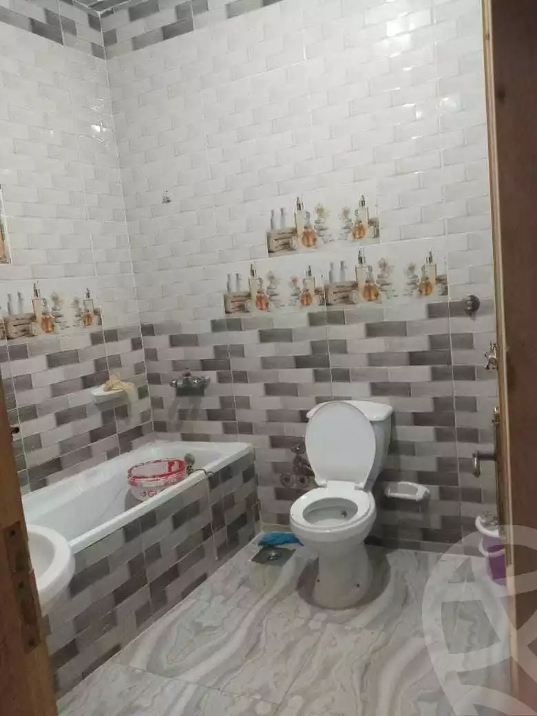 https://aqarmap.com.eg/en/listing/5757995-for-sale-marsa-matruh-marsa-matrouh-city-omar-darra-st