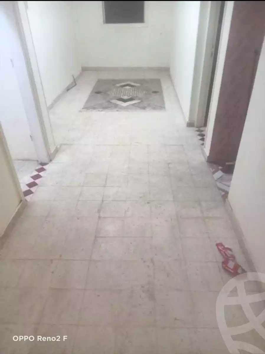 https://aqarmap.com.eg/ar/listing/5759741-for-sale-cairo-helwan-hadayek-helwan-el-tawheed-mosque