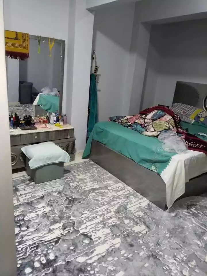 https://aqarmap.com.eg/ar/listing/5763142-for-sale-alexandria-l-jmy-lbytsh-el-tayar-st