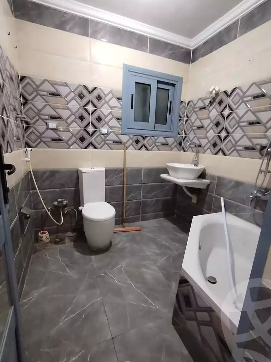 https://aqarmap.com.eg/ar/listing/5765245-for-sale-alexandria-l-jmy-lbytsh-shahr-al-assal-st