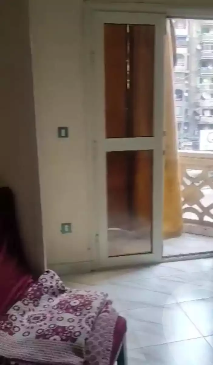 https://aqarmap.com.eg/en/listing/5766332-for-sale-alexandria-moharram-bey-tryq-qn-lswys