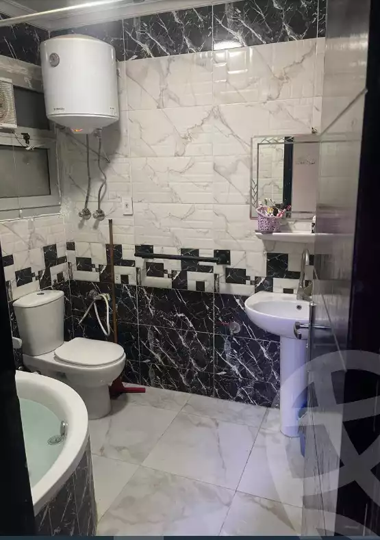 https://aqarmap.com.eg/en/listing/5768860-for-sale-cairo-helwan-hadayek-helwan-el-eshrein-st