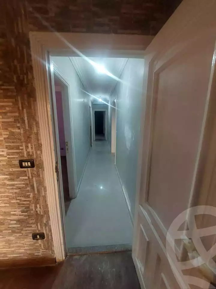 https://aqarmap.com.eg/en/listing/5770267-for-rent-alexandria-zezenia