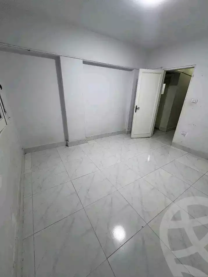 https://aqarmap.com.eg/en/listing/5770853-for-rent-cairo-ain-shams-ain-shams-el-sharkia-mostafa-hafez-st