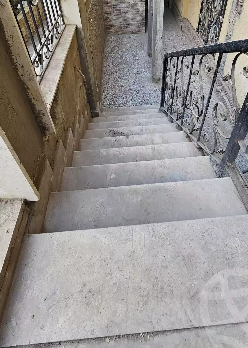 https://aqarmap.com.eg/en/listing/5772812-for-sale-cairo-mokattam-lhdb-l-ly-diplomats-neighborhood -street-44