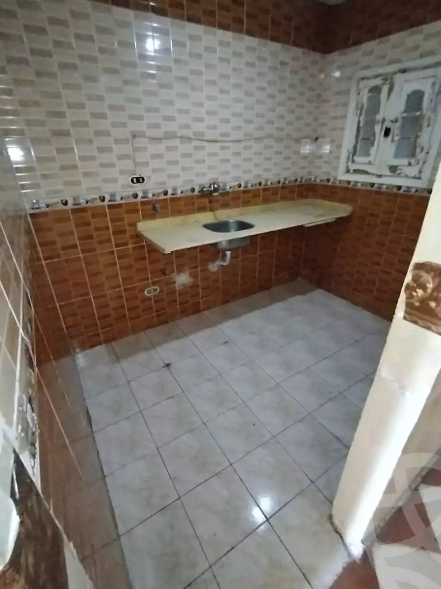 https://aqarmap.com.eg/ar/listing/5773029-for-sale-alexandria-l-jmy-lbytsh-shahr-al-assal-st