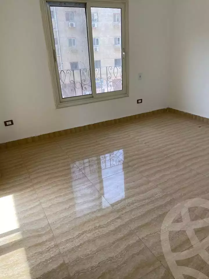 https://aqarmap.com.eg/en/listing/5773402-for-rent-cairo-mokattam-lhdb-l-ly