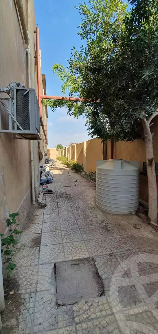 https://aqarmap.com.eg/en/listing/5774742-for-sale-cairo-el-sheikh-zayed-city-alex-cairo-desert-road