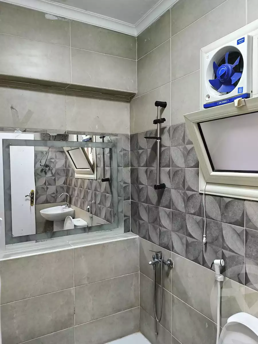 https://aqarmap.com.eg/ar/listing/5774987-for-rent-cairo-manial-abd-el-aziz-al-saud-st