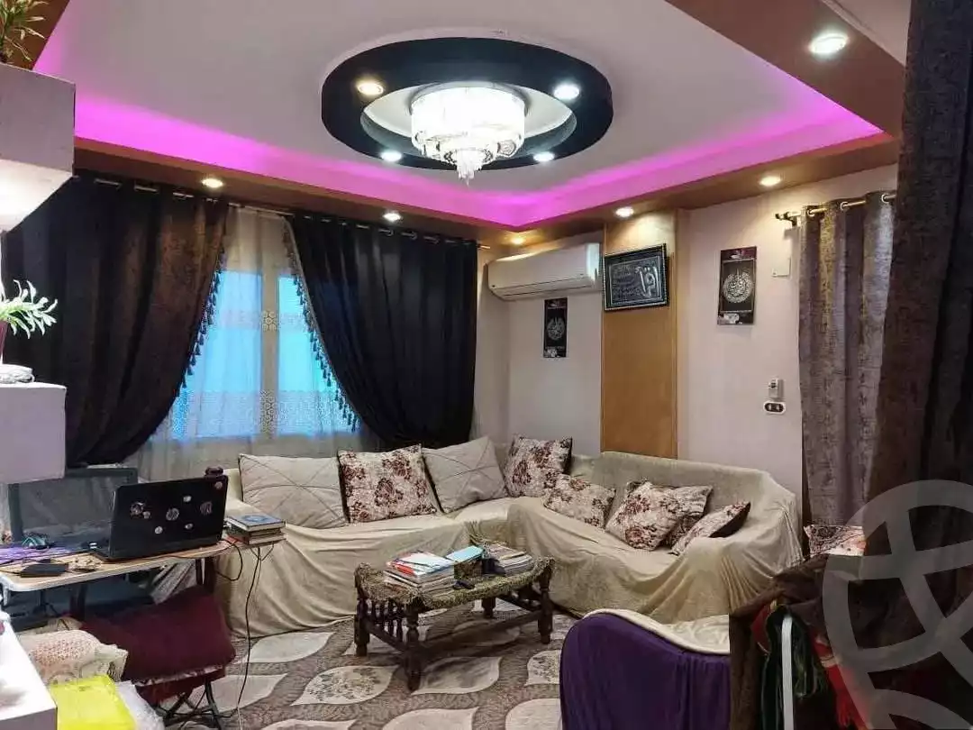 https://aqarmap.com.eg/en/listing/5775297-for-sale-cairo-faisal-kafr-tohormos-queen-nazli-st