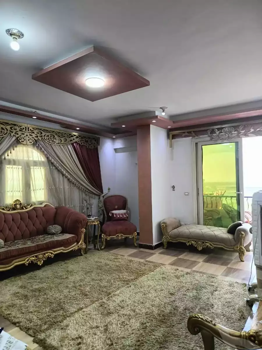 https://aqarmap.com.eg/ar/listing/5776999-for-sale-cairo-helwan-kwrnysh-hlwn