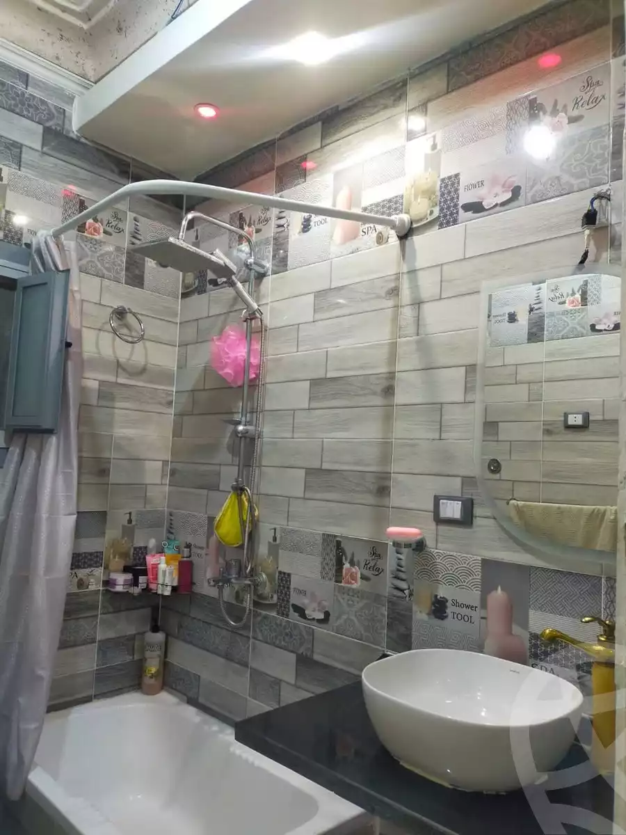 https://aqarmap.com.eg/ar/listing/5778895-for-sale-alexandria-l-jmy-lbytsh-el-bostan-st