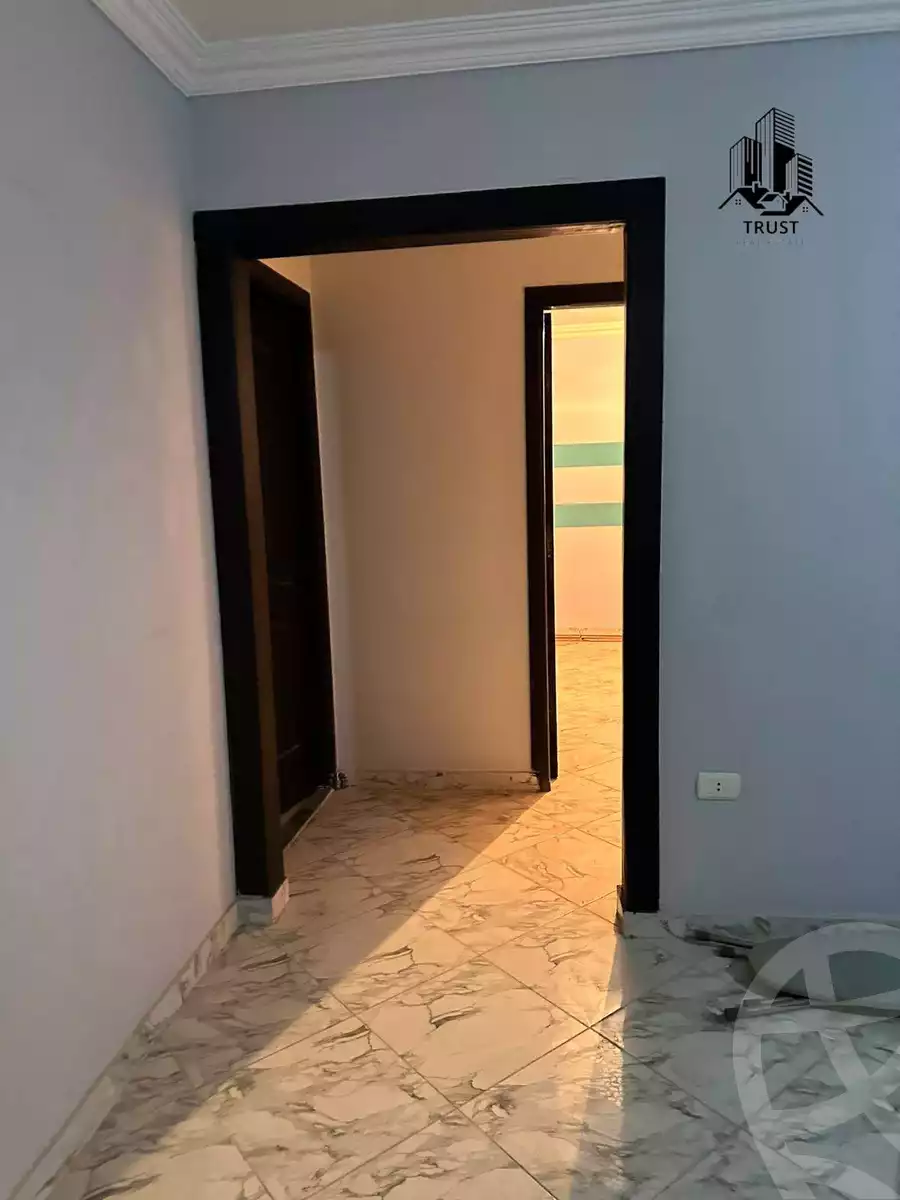 https://aqarmap.com.eg/en/listing/5779193-for-sale-cairo-helwan-helwan-el-sharkeya-khesro-basha-st