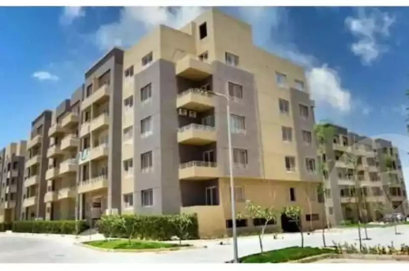 https://aqarmap.com.eg/en/listing/5779232-for-sale-cairo-new-cairo-compounds-kattameya-gardens