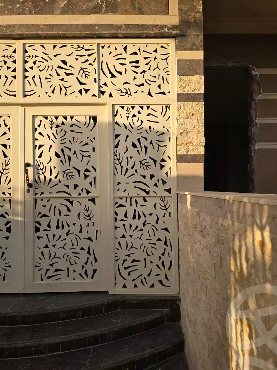 https://aqarmap.com.eg/ar/listing/5779440-for-sale-cairo-new-cairo-gharb-arabila-selim-st