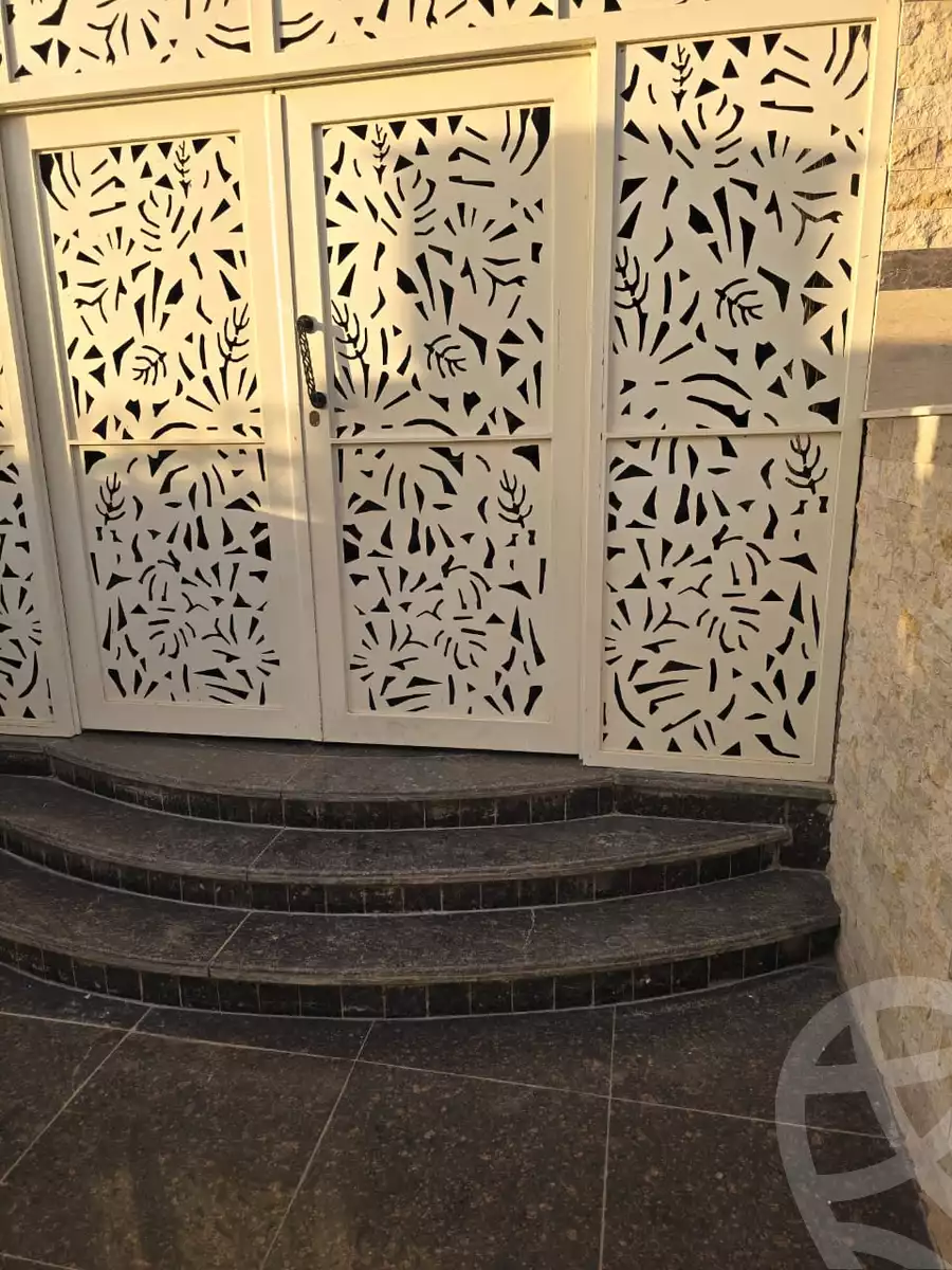 https://aqarmap.com.eg/ar/listing/5779440-for-sale-cairo-new-cairo-gharb-arabila-selim-st