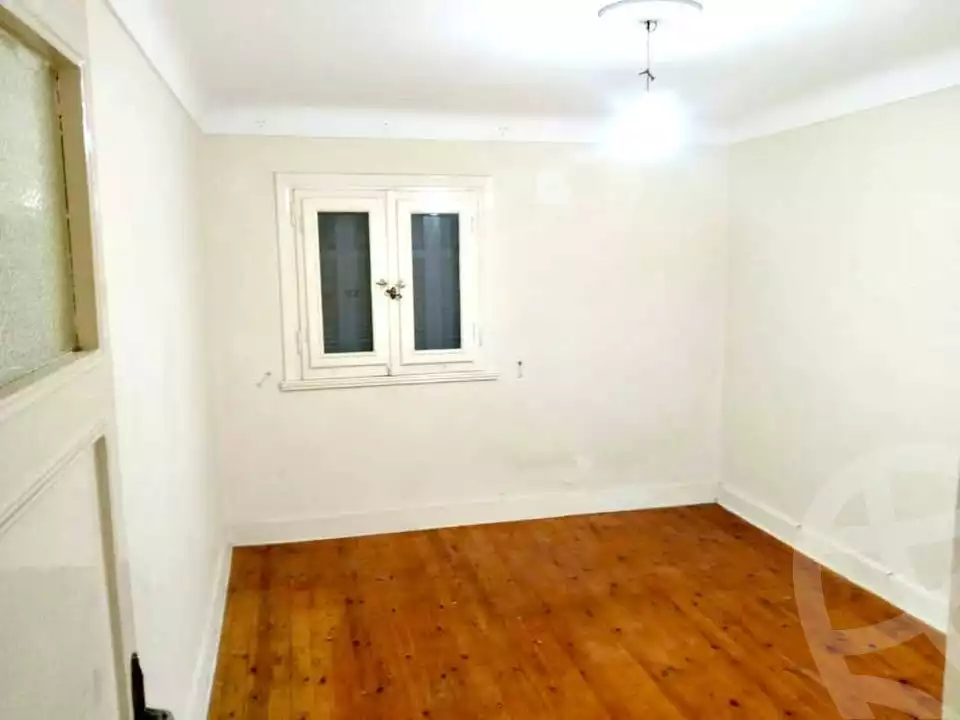 https://aqarmap.com.eg/ar/listing/5780284-for-sale-alexandria-camp-cesar-abd-el-moneim-sanad-st
